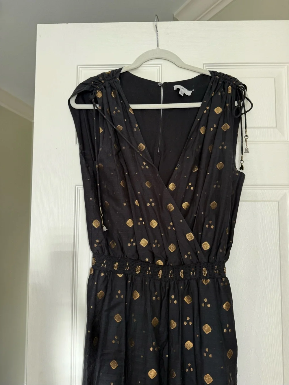 Jolie sleeveless jumpsuit